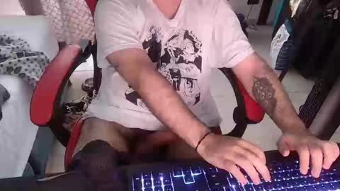 Snapshot of nico0217 chatting on April 12, 2026, 9:53 pm nico0217 online show from April 12, 2026, 9:53 pm