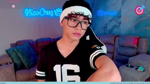 nico online show from February 27, 2026, 10:43 pm