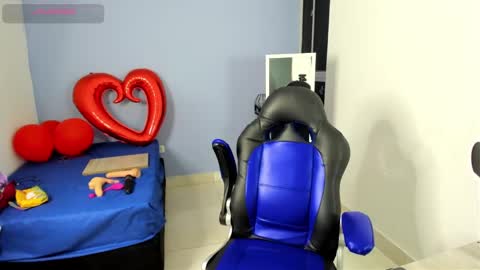 Nicol sanchez online show from February 16, 2025, 9:26 am