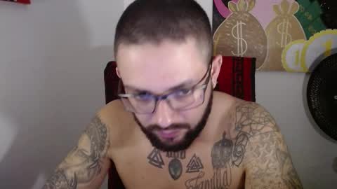 Snapshot of nicolas_torres99 chatting on February 6, 2025, 4:21 am nicolas online show from February 6, 2025, 4:21 am