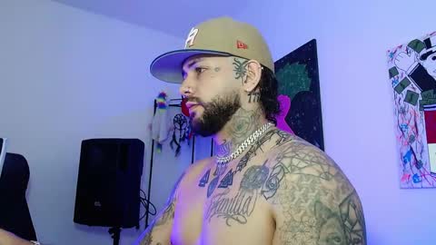 nicolas online show from May 10, 2026, 3:23 am