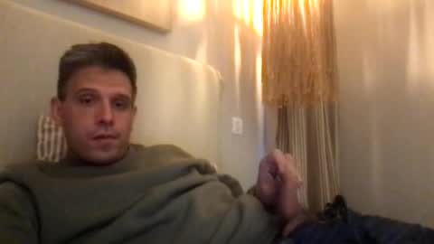 Snapshot of nicolaspercha chatting on April 29, 2026, 9:43 pm nicolaspercha online show from April 29, 2026, 9:43 pm