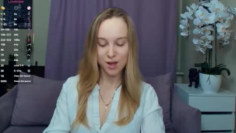 Nicoletta online show from February 25, 2026, 7:34 pm