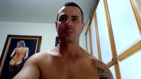 Nicolay online show from October 20, 2025, 10:10 pm