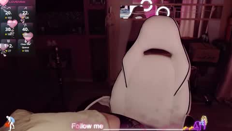 Snapshot of nicole_g0ld_ chatting on February 10, 2026, 7:56 am Nicole online show from February 10, 2026, 7:56 am