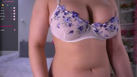 Kimmy online show from November 19, 2025, 3:12 pm