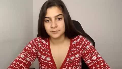 Snapshot of nicoleever chatting on December 14, 2024, 10:56 am nicoleever online show from December 14, 2024, 10:56 am