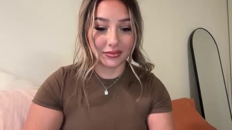 nicolelovesyou444 online show from September 11, 2025, 1:22 pm