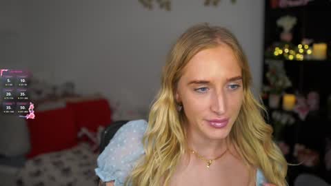 Snapshot of nicolette__shea_ chatting on December 28, 2024, 3:04 pm nicolette__shea_ online show from December 28, 2024, 3:04 pm