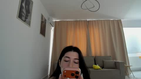 Snapshot of nicolledelight chatting on June 4, 2026, 7:03 am Nicolle online show from June 4, 2026, 7:03 am