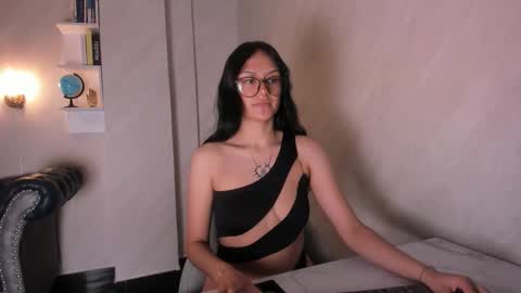 Nicoll  online show from February 2, 2026, 1:10 pm