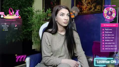 Nicolle online show from February 11, 2026, 9:03 am