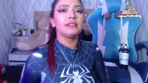 Snapshot of nicolletaylorq chatting on December 22, 2024, 11:22 am Nicolle Miley online show from December 22, 2024, 11:22 am