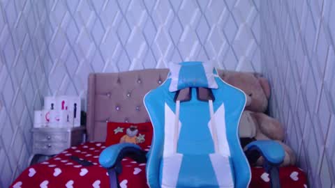 Snapshot of nicolletaylorq chatting on December 24, 2024, 5:38 am Nicolle Miley online show from December 24, 2024, 5:38 am