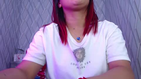 Snapshot of nicolletaylorq chatting on January 6, 2025, 2:15 am Nicolle Miley online show from January 6, 2025, 2:15 am