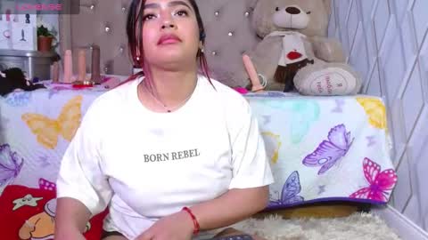 Snapshot of nicolletaylorq chatting on February 28, 2025, 5:48 am Nicolle Miley online show from February 28, 2025, 5:48 am