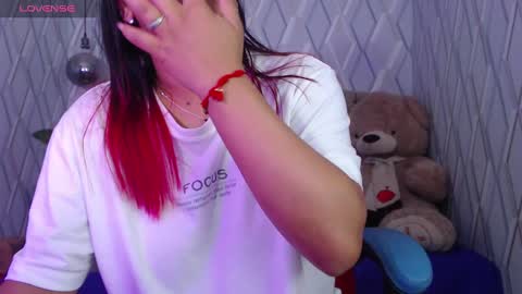 Snapshot of nicolletaylorq chatting on March 10, 2025, 3:01 am Nicolle Miley online show from March 10, 2025, 3:01 am