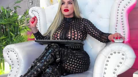 Snapshot of nicollette_miller chatting on January 16, 2025, 3:13 pm Nicollette Miller online show from January 16, 2025, 3:13 pm