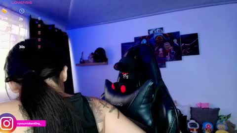 Snapshot of nicorobinn chatting on May 13, 2026, 9:00 pm Lizzie online show from May 13, 2026, 9:00 pm