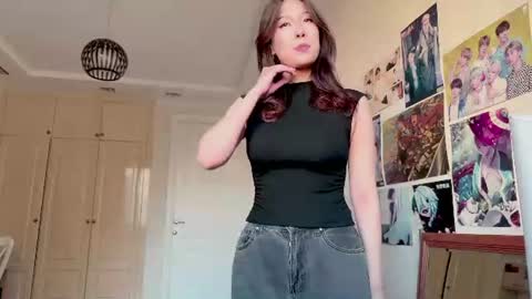 Snapshot of nievesshippey chatting on June 19, 2026, 11:36 am Hanna online show from June 19, 2026, 11:36 am