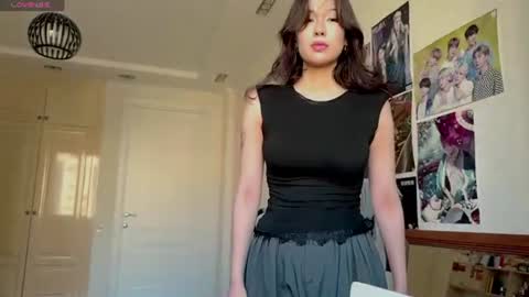 Snapshot of nievesshippey chatting on July 15, 2026, 9:03 am Hanna online show from July 15, 2026, 9:03 am