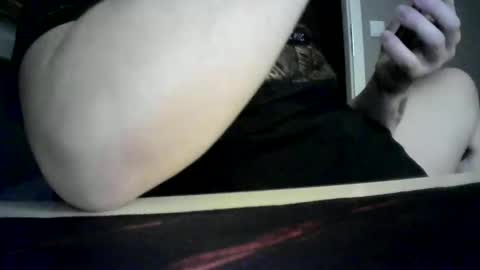 Snapshot of niewidoczny26 chatting on March 9, 2025, 1:25 am Niewidoczny online show from March 9, 2025, 1:25 am