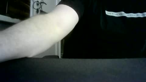 Snapshot of niewidoczny26 chatting on March 29, 2026, 3:39 am Niewidoczny online show from March 29, 2026, 3:39 am