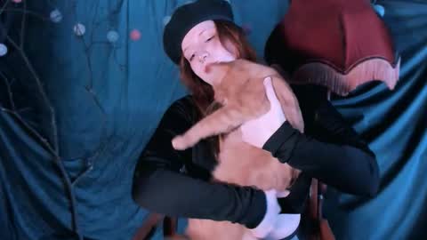 Lilitht online show from November 21, 2025, 8:46 am