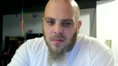 Snapshot of nightlifecouple chatting on January 7, 2025, 5:01 am nightlifecouple online show from January 7, 2025, 5:01 am