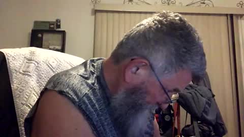 nightmoves1970 online show from March 22, 2026, 4:16 am