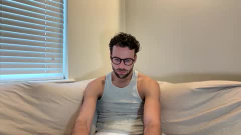 nightvyre online show from February 21, 2026, 3:57 pm