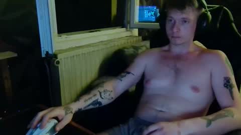 niglo620 online show from May 26, 2026, 12:28 am