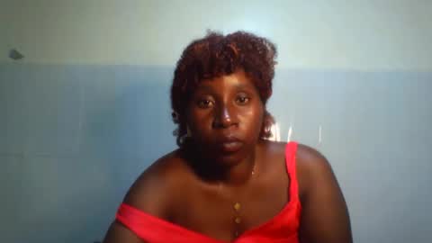 Snapshot of nihantracy chatting on September 17, 2025, 5:47 pm Nihan tracy online show from September 17, 2025, 5:47 pm