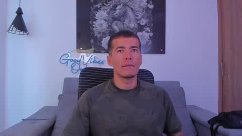 Niick online show from December 16, 2024, 8:37 pm