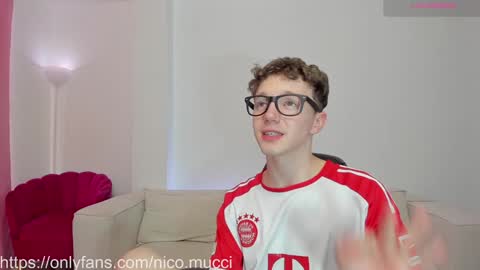 Nicolas Mucci online show from December 30, 2024, 2:08 pm