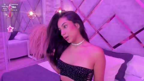 Nicole online show from February 18, 2026, 12:23 pm