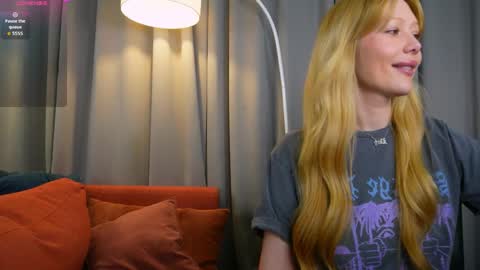 Snapshot of nika_dream_ chatting on June 2, 2026, 9:39 pm LIana online show from June 2, 2026, 9:39 pm