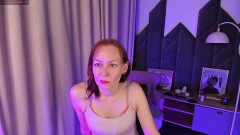 Snapshot of nika_gentle chatting on June 6, 2026, 5:45 am Nika online show from June 6, 2026, 5:45 am