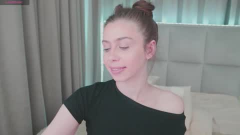 Snapshot of nikaletta chatting on May 16, 2026, 12:18 am Nika online show from May 16, 2026, 12:18 am