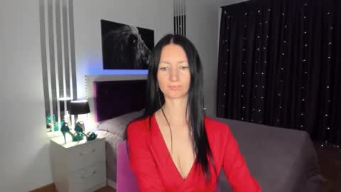 Snapshot of nikalewis chatting on March 10, 2025, 1:43 pm NikaLewis online show from March 10, 2025, 1:43 pm