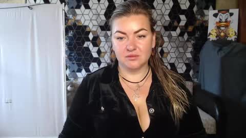 Nika online show from June 2, 2026, 4:58 am