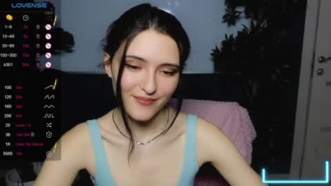 Snapshot of niki_cutes chatting on March 7, 2025, 1:09 am niki_cutes online show from March 7, 2025, 1:09 am
