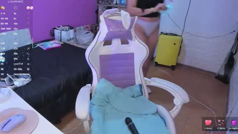 niki_sweet06 online show from February 7, 2026, 11:41 pm