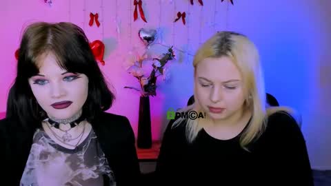 nikki_kiss_ online show from April 14, 2026, 8:42 am