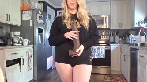 Snapshot of nikkib653466 chatting on May 6, 2026, 5:18 pm nikkib653466 online show from May 6, 2026, 5:18 pm