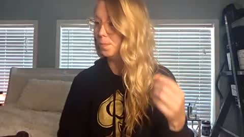 nikkib653466 online show from June 11, 2026, 5:33 pm