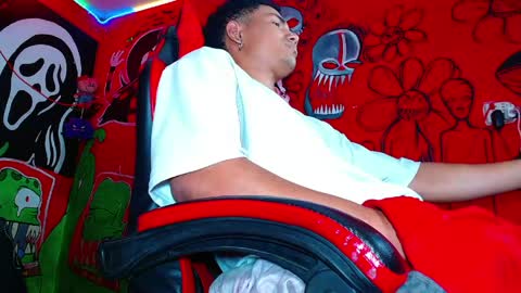 Nikki online show from April 21, 2026, 2:51 am