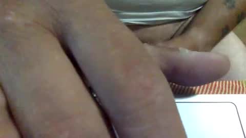 Snapshot of nikko196969 chatting on September 11, 2025, 5:35 pm nikko196969 online show from September 11, 2025, 5:35 pm