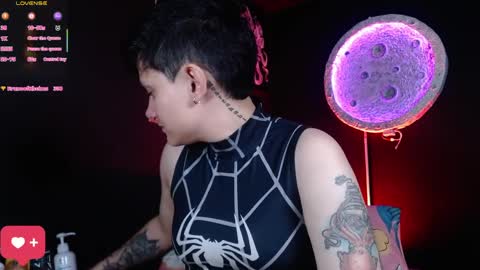 Nikky online show from April 7, 2026, 7:25 pm