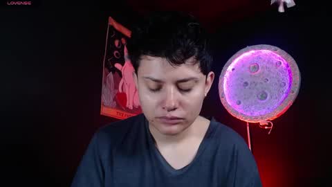 Snapshot of nikky_tomboy444 chatting on April 18, 2026, 1:04 pm Nikky online show from April 18, 2026, 1:04 pm
